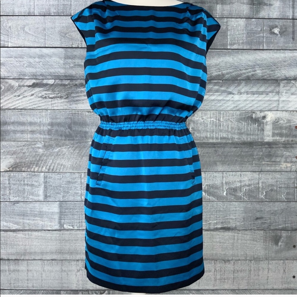 Vince Camuto midi dress